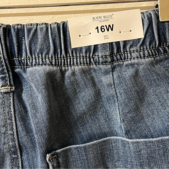 Judy Blue Jeans Woman’s Denim Airplane Mode Pull On Joggers Medium Wash 16W - Picture 6 of 6